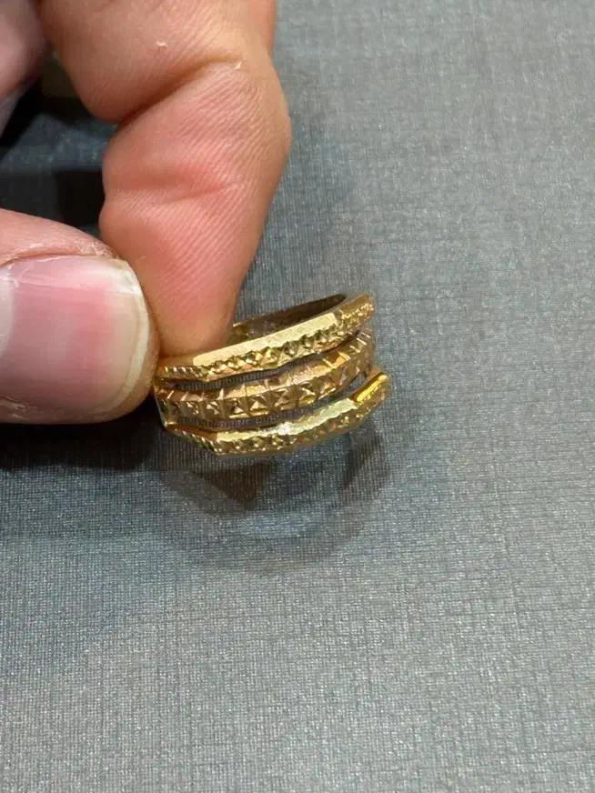 انگشتر طلا درحد نو دارای فاکتور|جواهرات|سقز, |دیوار