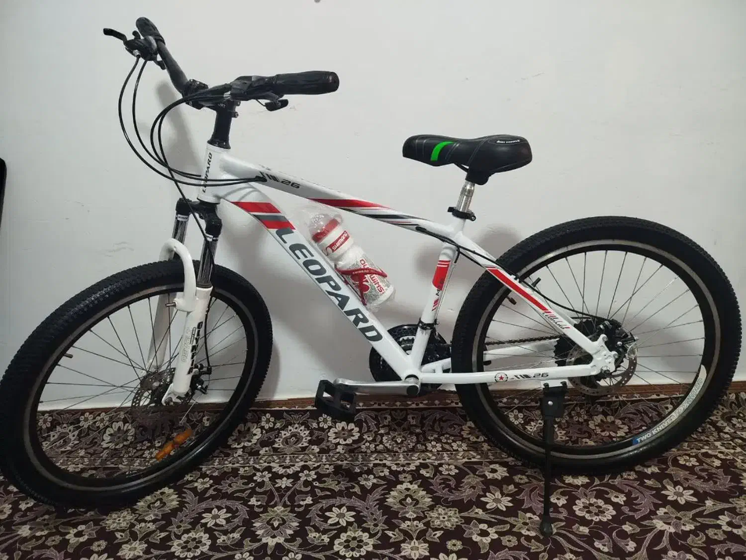 دوچرخه ۲۶ تمام المنیوم دیسکی متن خوانده شود|دوچرخه، اسکیت، اسکوتر|پاکدشت, حصار امیر|دیوار