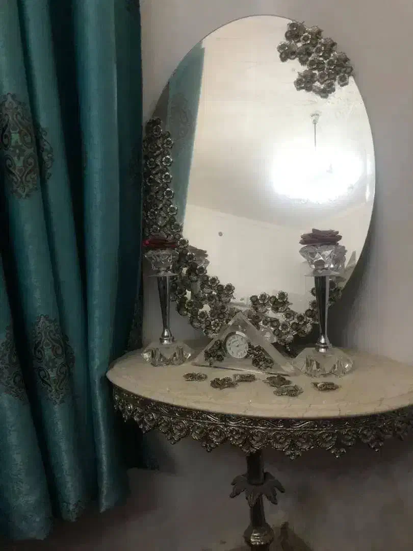 آینه|آینه|زاهدان, |دیوار