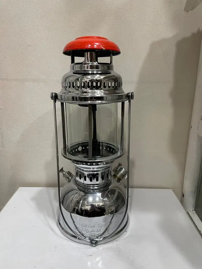 چراغ زنبوری قدیمی|کلکسیون اشیاء عتیقه|سبزوار, مدرس|دیوار