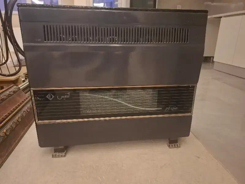 ۳ عدد بخاری گازی|بخاری، هیتر، شومینه|تبریز, |دیوار