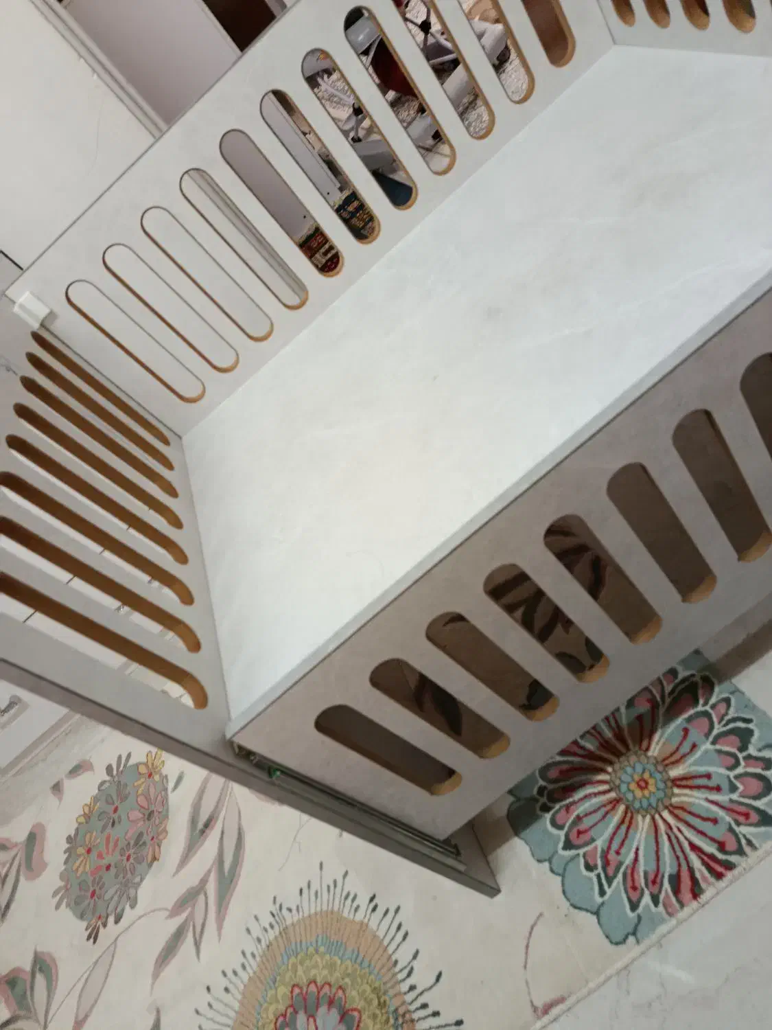 تخت نوزاد|تخت و سرویس خواب|رشت, شهرک قدس|دیوار