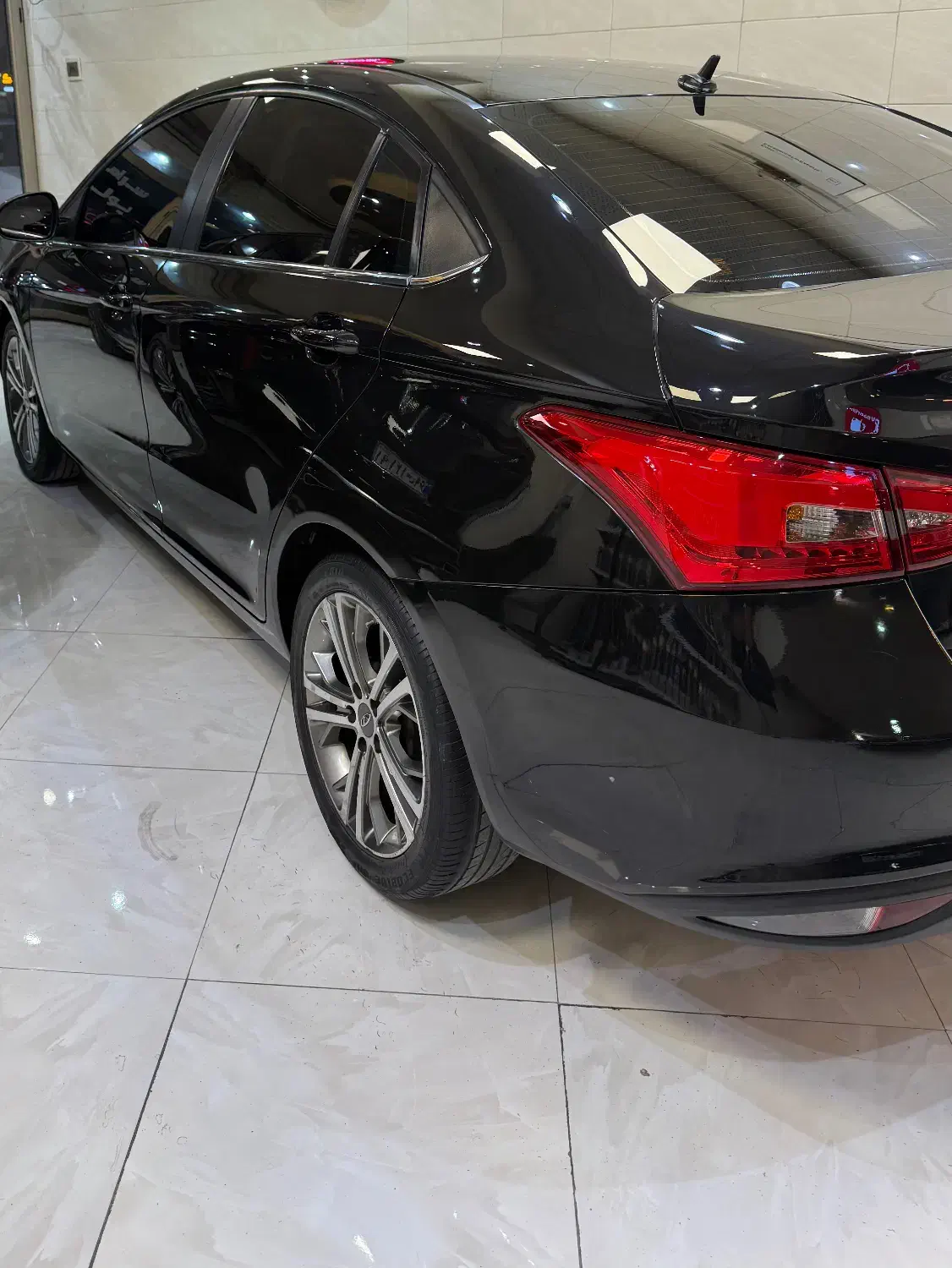 آریزو ۵ مدل ۹۶ بیرنگ اکسلنت|خودرو سواری و وانت|رشت, پل تالشان|دیوار