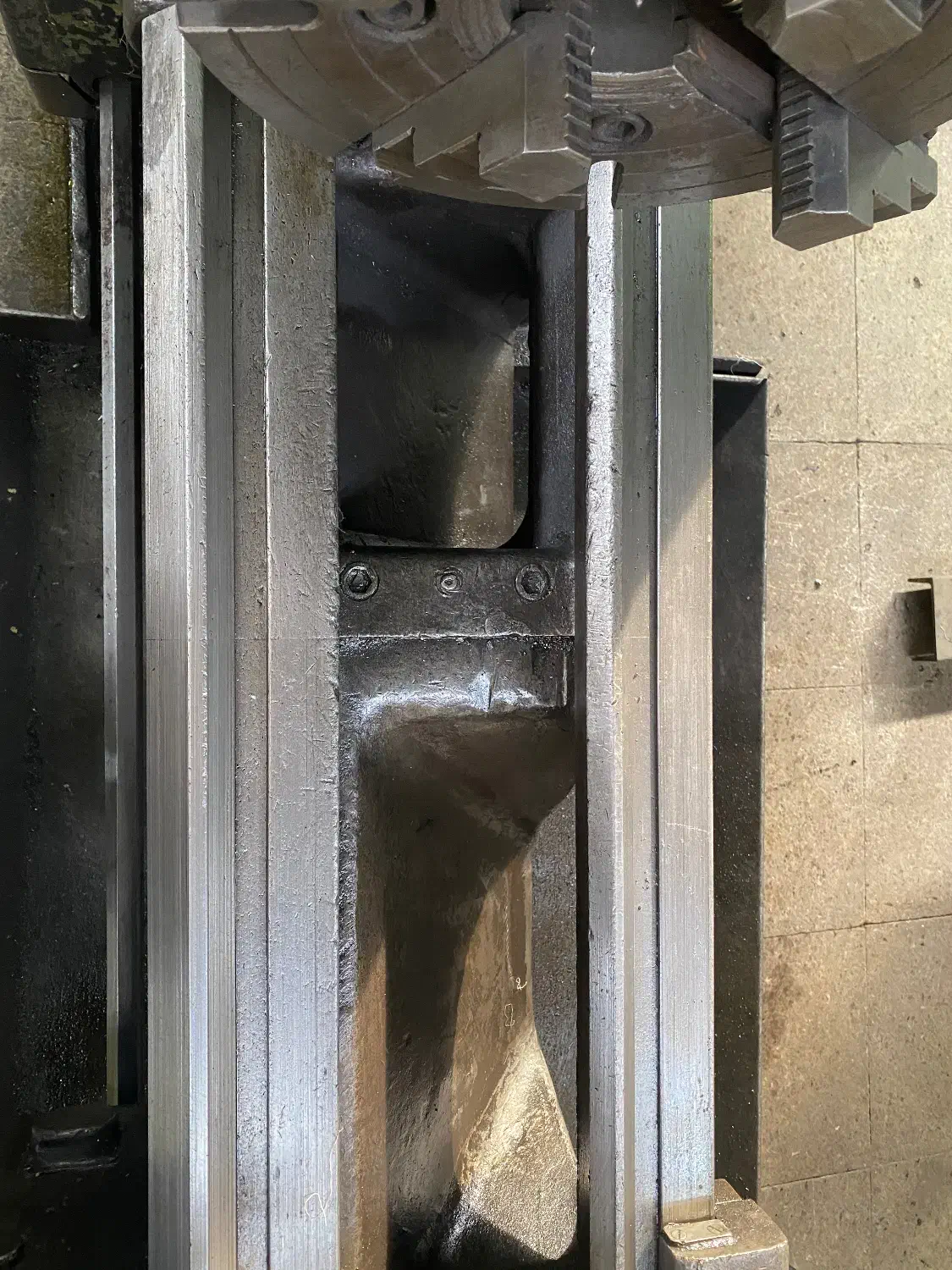 تراش تبریز یک متر|ماشینآلات صنعتی|الوند, |دیوار