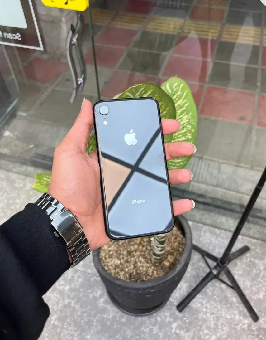 iPhone XR 64G|موبایل|قم, زنبیل آباد|دیوار