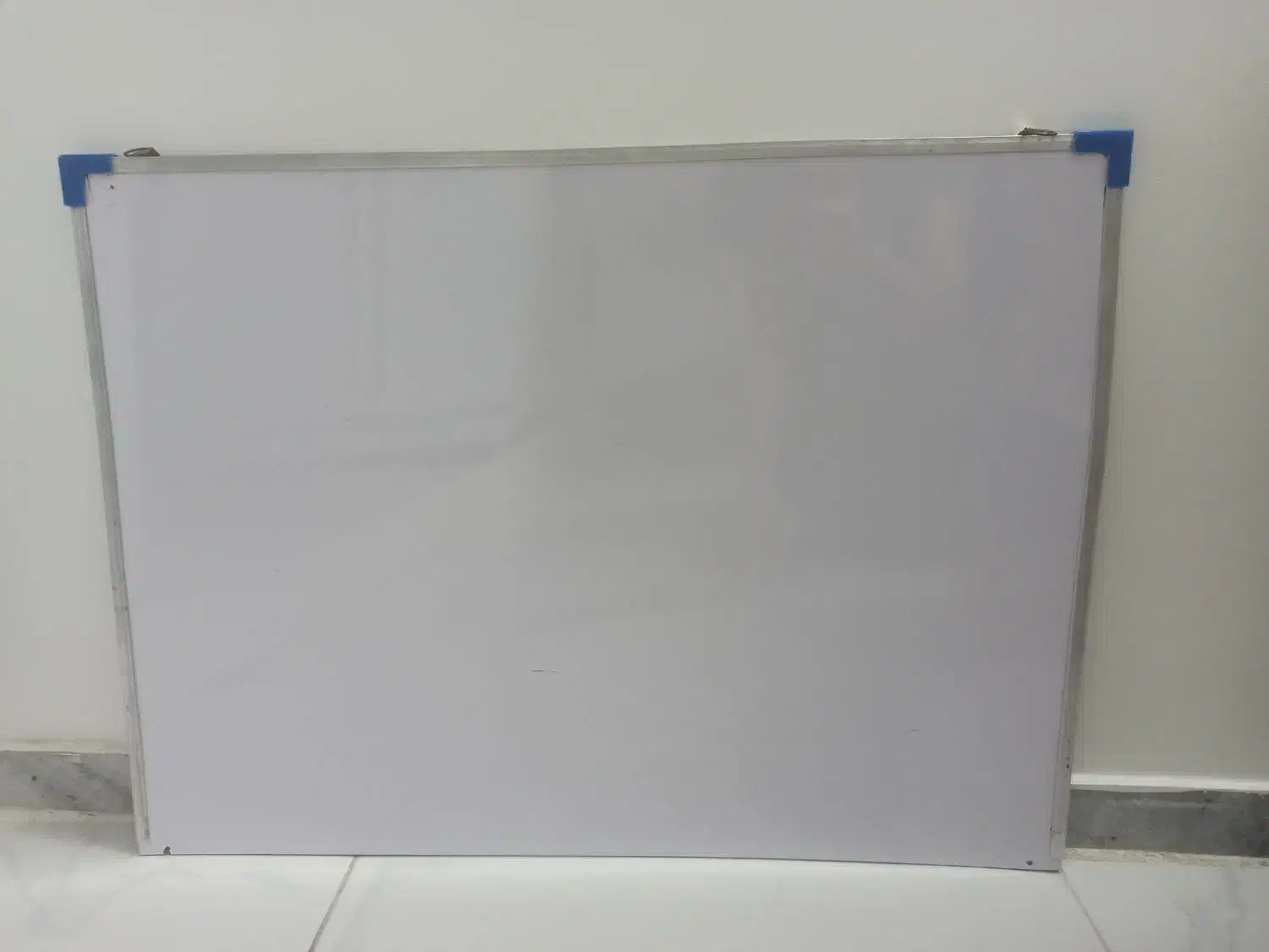 تخته وایت برد|لوازم التحریر|مشهد, هفت تیر (آب و برق)|دیوار