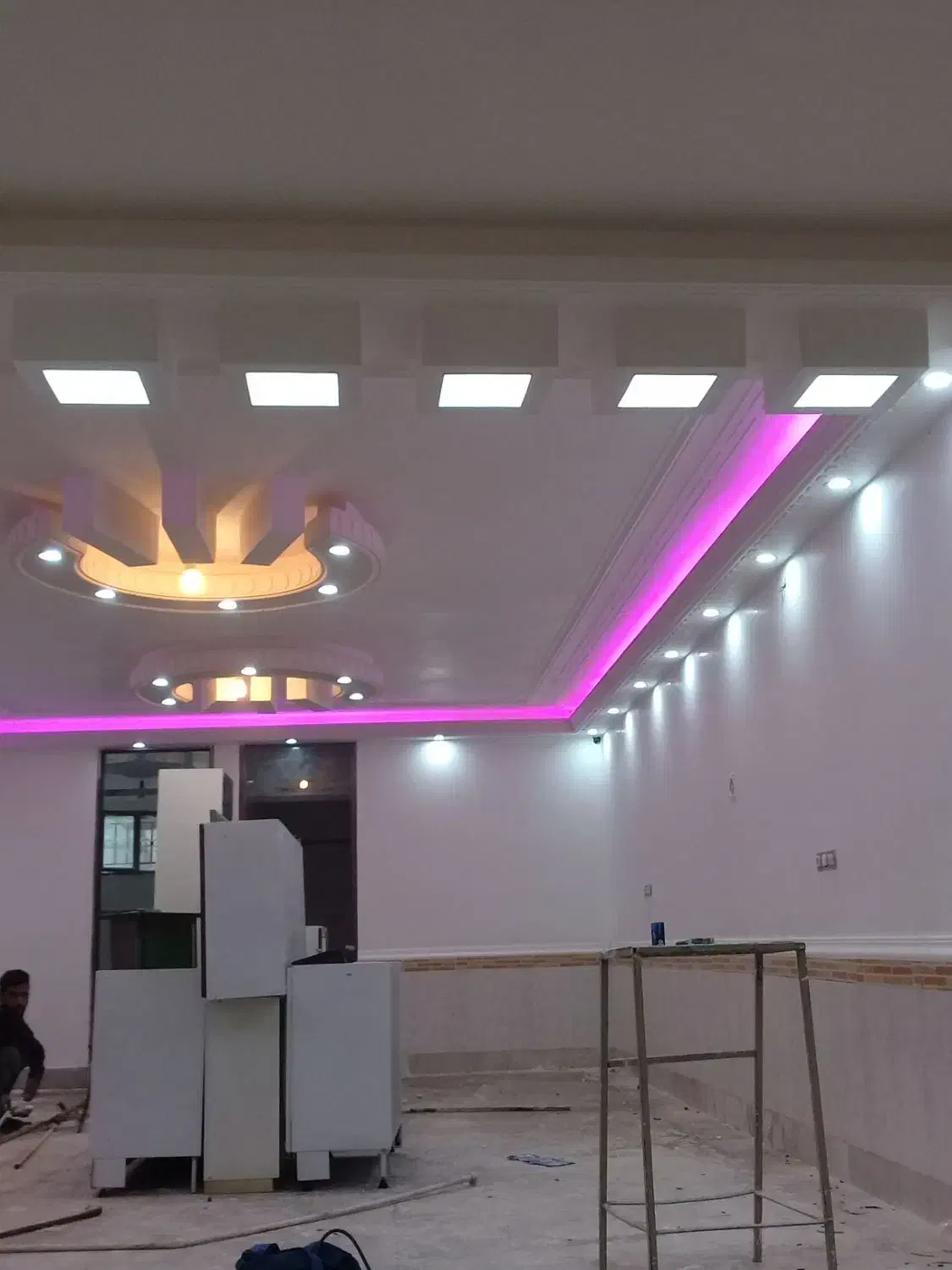 برقکش برق کش برقکار برقکار برق کشی|خدمات پیشه و مهارت|همدان, |دیوار