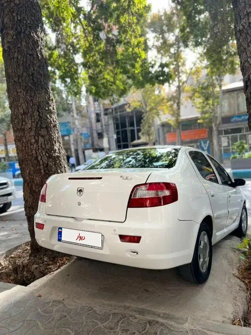 رانا پلاس سفیدمدل۱۴۰۰|خودرو سواری و وانت|بجنورد, |دیوار