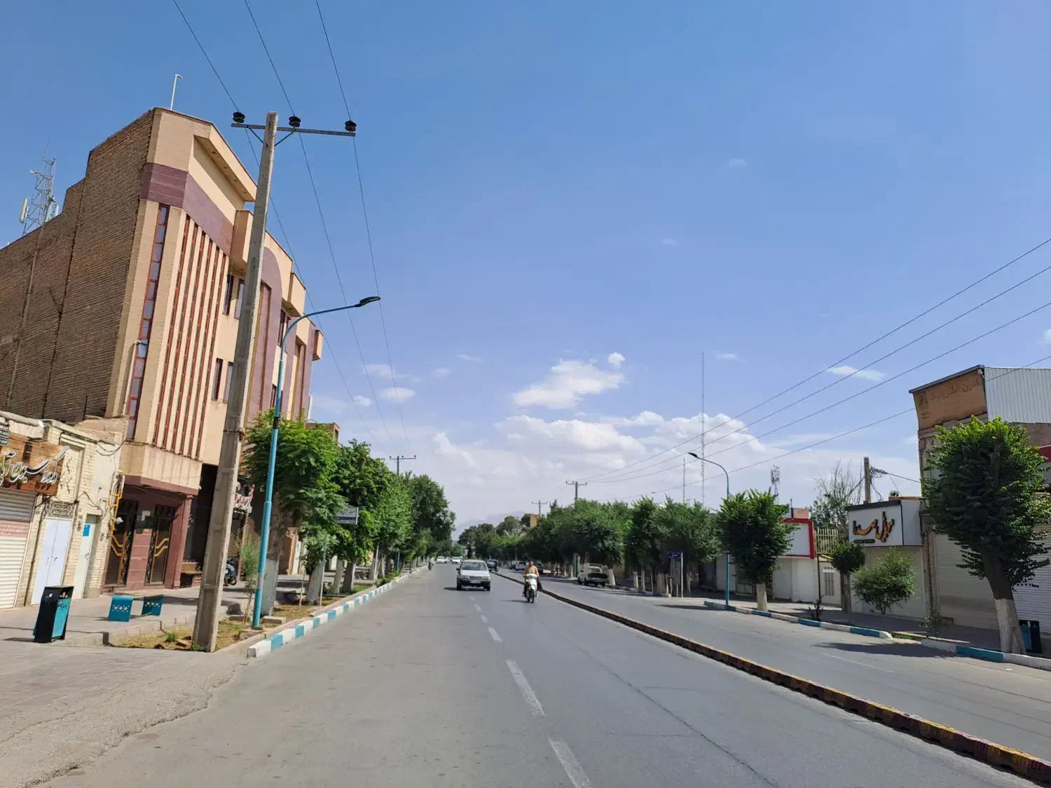 مغازه واقع در خیابان مطهری|فروش مغازه و غرفه|یزد, |دیوار