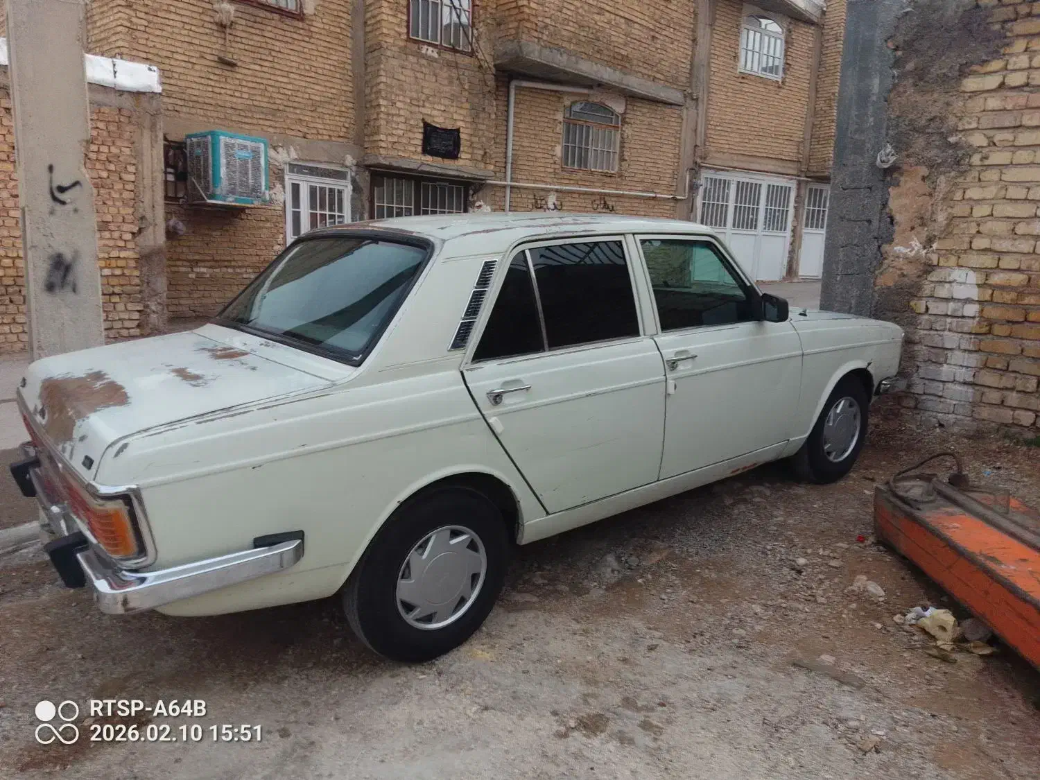 پیکان|خودرو کلاسیک|شیراز, میانرود|دیوار