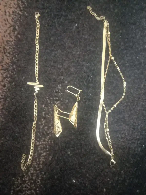 دستبند وگوشواره|بدلیجات|بروجرد, |دیوار