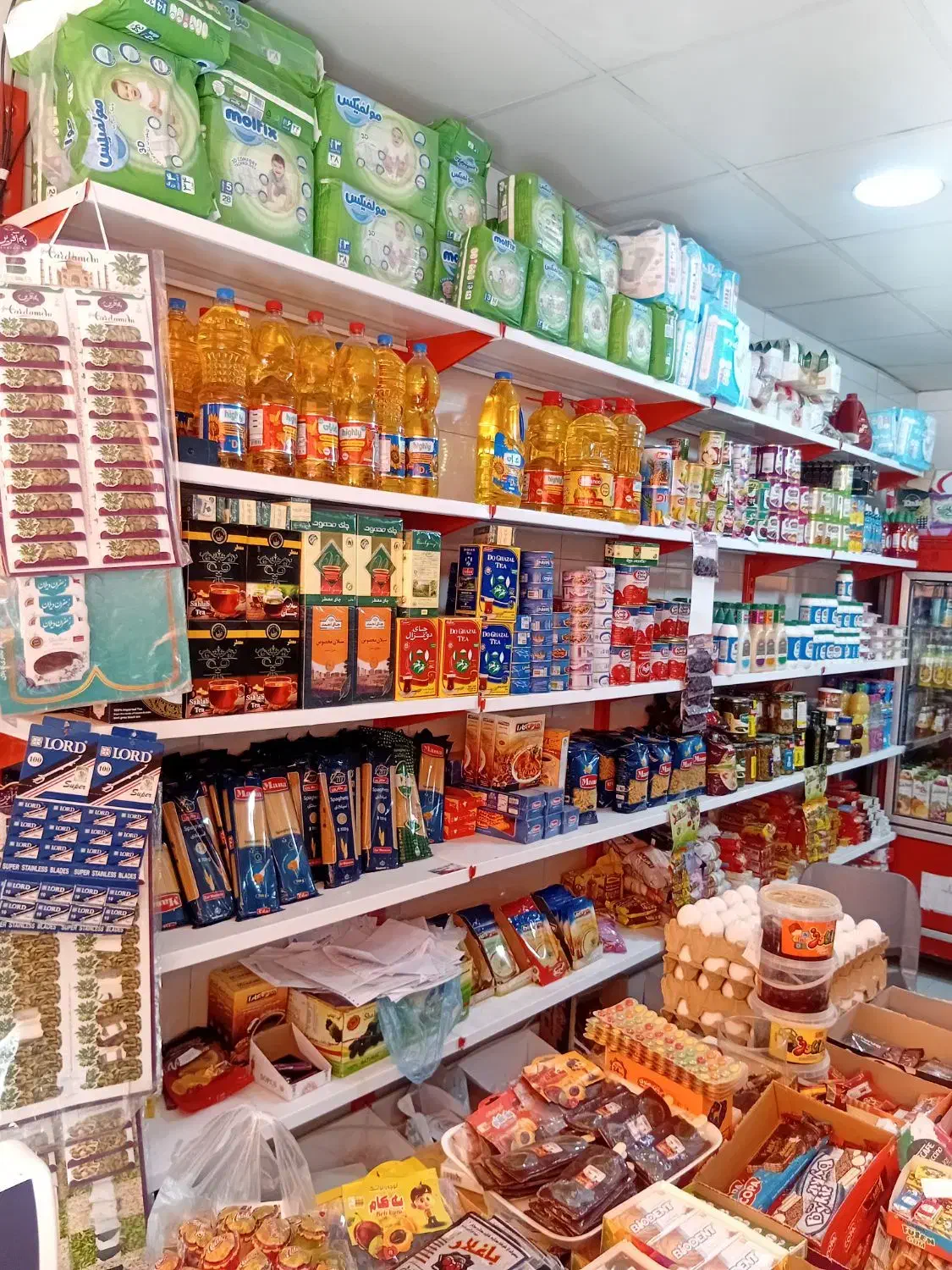 اجاره مغازه با جنس و قفسه و یخچال|اجارهٔ مغازه و غرفه|قرچک, مهدیه|دیوار