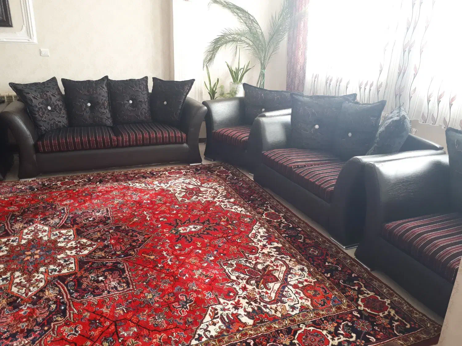 مبل راحتی ۷ نفره|مبلمان خانگی و میز عسلی|مراغه, |دیوار