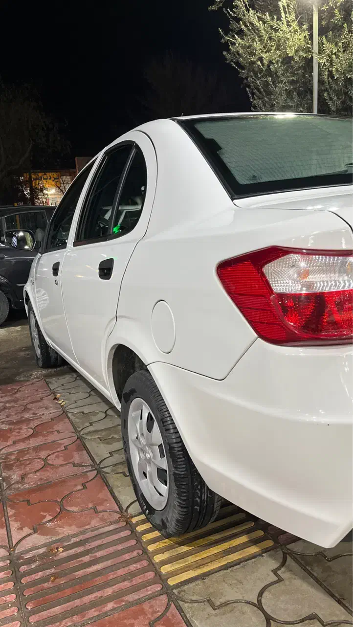 ساینا۱۴۰۲s بیرنگ(نقد و اقساط)|خودرو سواری و وانت|یزد, |دیوار