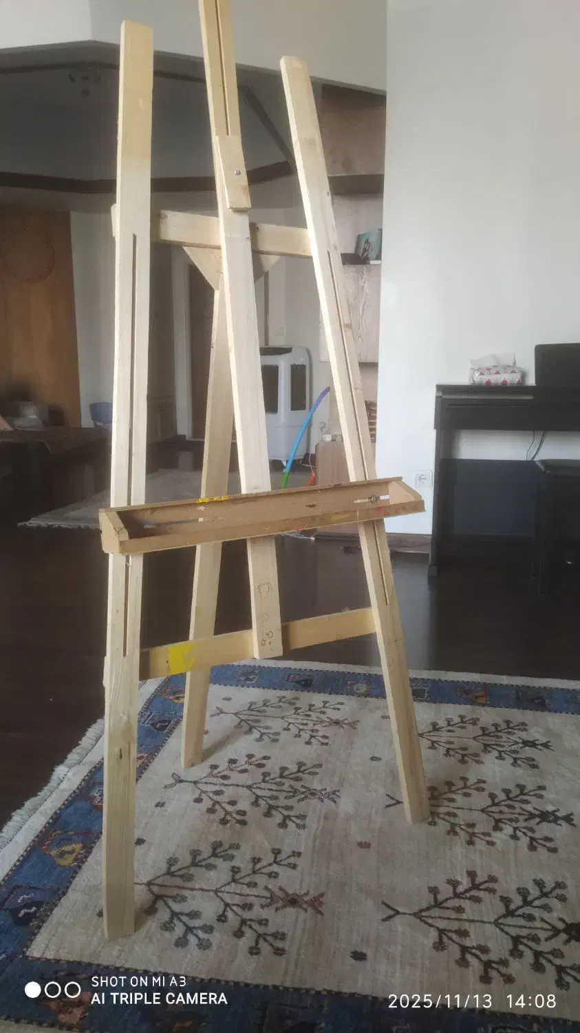 سه پایه نقاشی|لوازم التحریر|اصفهان, فرهنگیان|دیوار