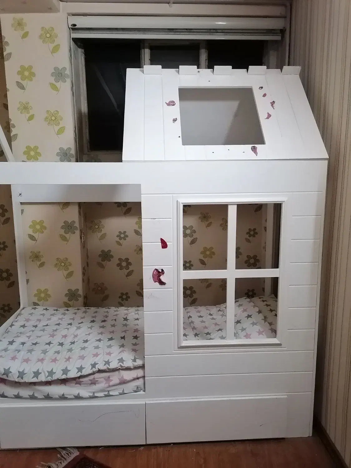 تخت کودک عرض 90|تخت و صندلی بچه|بجنورد, |دیوار