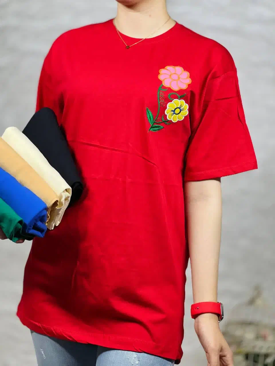 تیشرت و کراپ|لباس|شیراز, کوشک میدان|دیوار