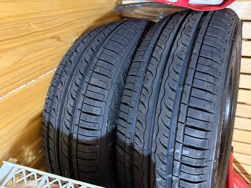 لاستیک|قطعات یدکی و لوازم جانبی|کرج, عظیمیه|دیوار