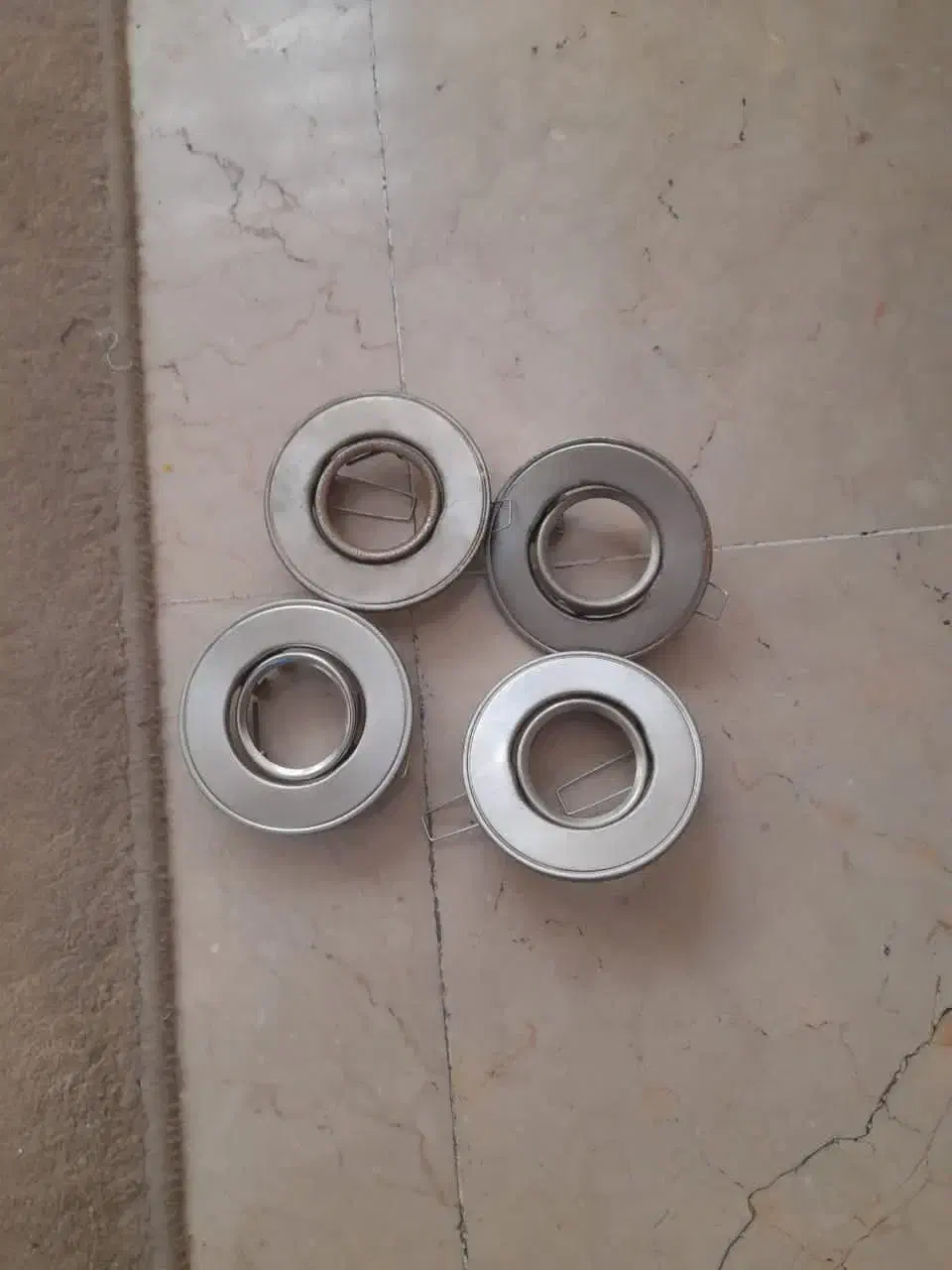 قاب هالوژن وسوکت|لامپ و چراغ|برزک, |دیوار