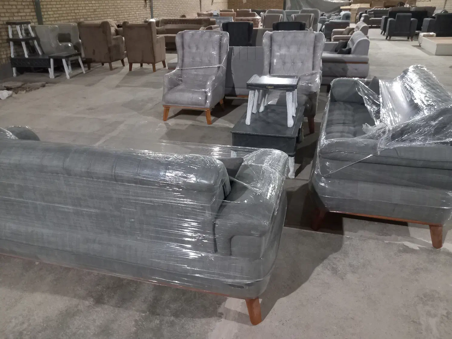 فروش مبلمان وسرویس خواب به صورت اقساط بلندمدت|مبلمان خانگی و میز عسلی|فردوس (خراسان), |دیوار