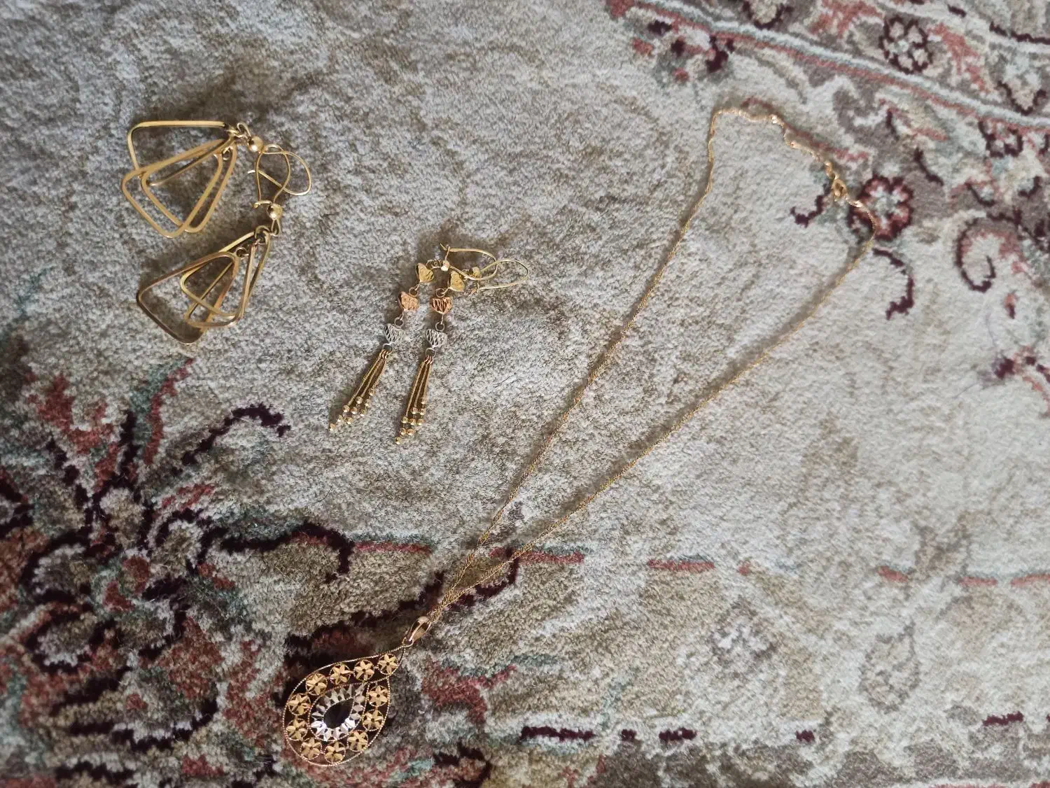 طلا در حد نو|جواهرات|تویسرکان, |دیوار