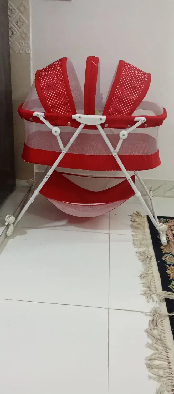 گهواره تاشو|تخت و صندلی بچه|مشهد, کوی دروی|دیوار