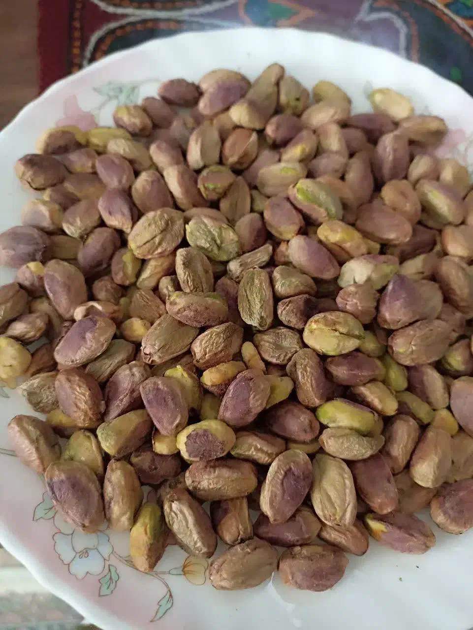 مغز پسته اعلا|خوردنی و آشامیدنی|قم, باغ کرباسی|دیوار