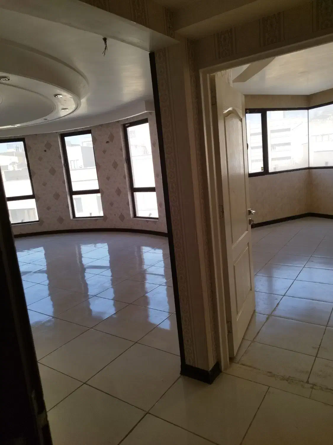 واحد ۲۸۰ متری ۴خوابه|اجارهٔ آپارتمان|قم, باغ کرباسی|دیوار