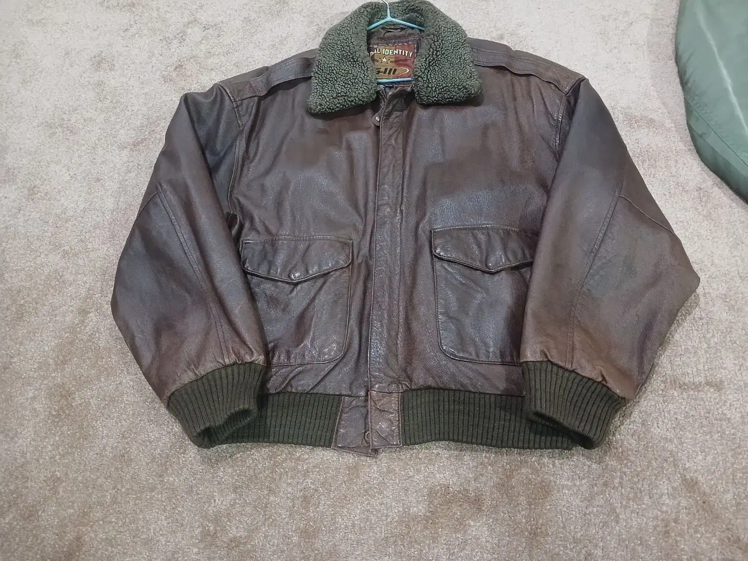 کاپشن چرم در حد نو سه میلیون|لباس|اندیمشک, |دیوار