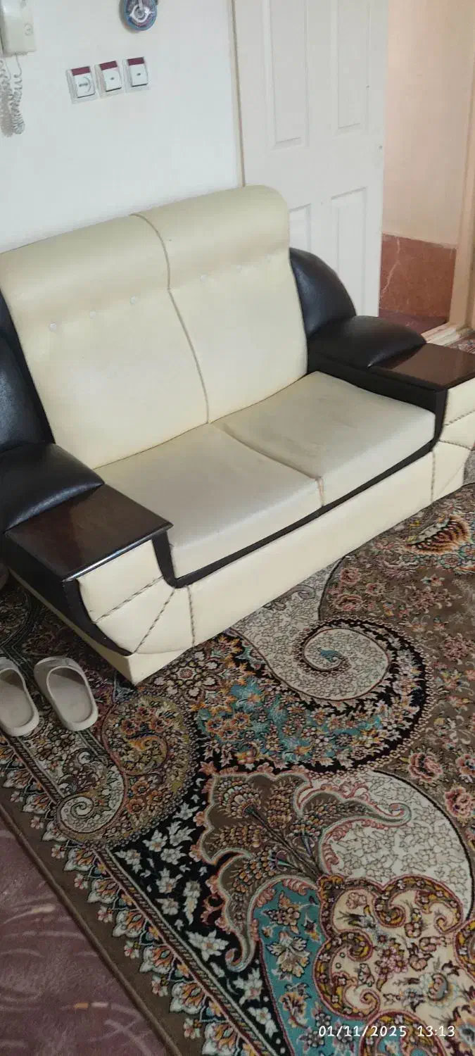 مبل چرم|مبلمان خانگی و میز عسلی|بجنورد, |دیوار