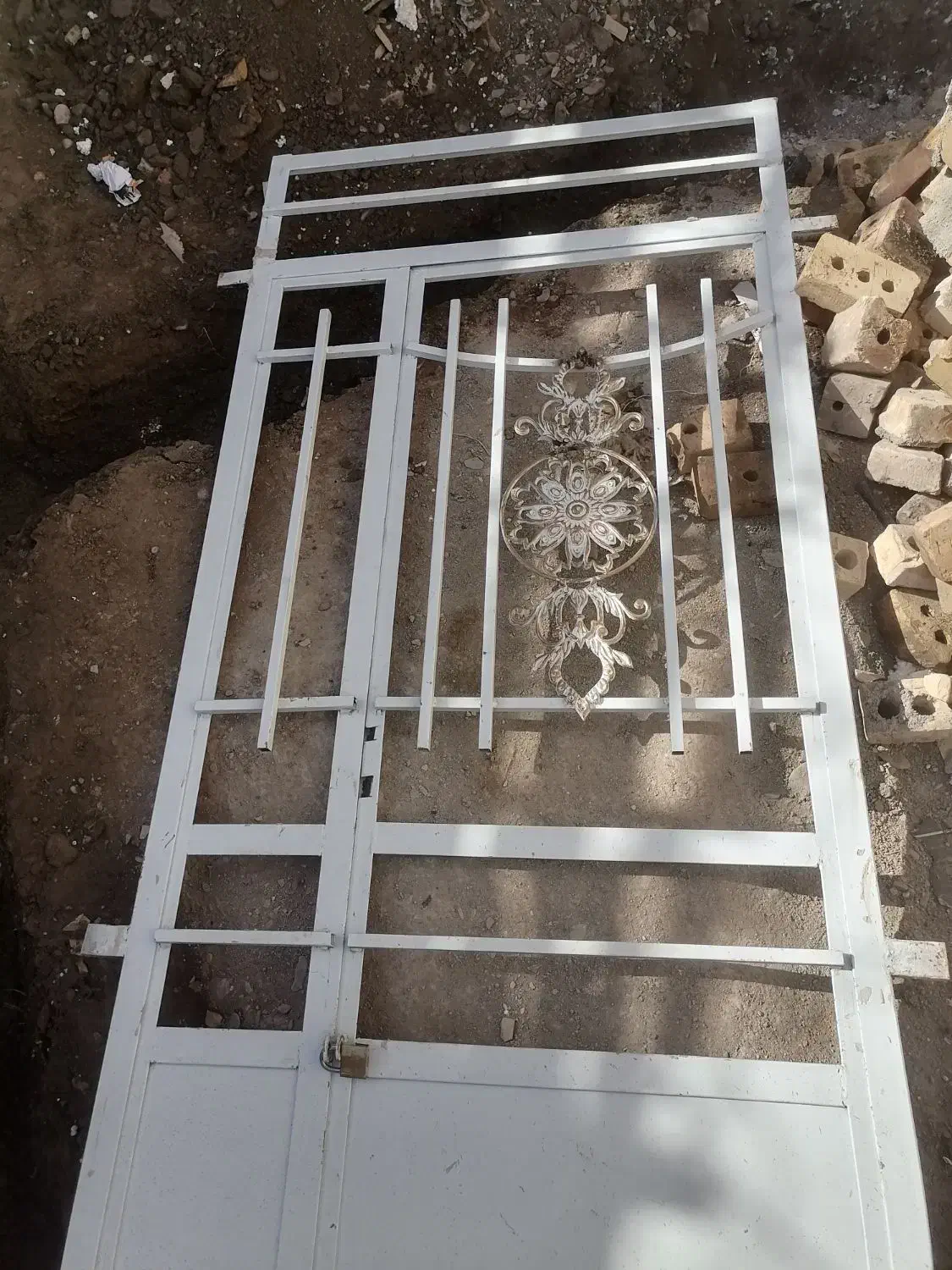 در آهنی|مصالح و تجهیزات ساختمان|نیشابور, رحمت آباد|دیوار