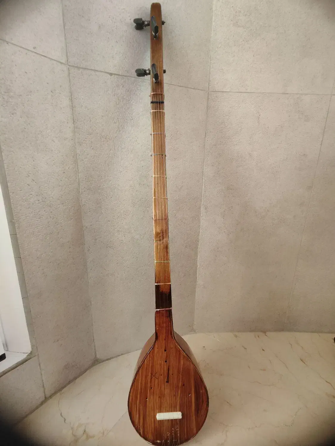 سه تار تزئینی|سازهای سنتی|تهران, قبا|دیوار