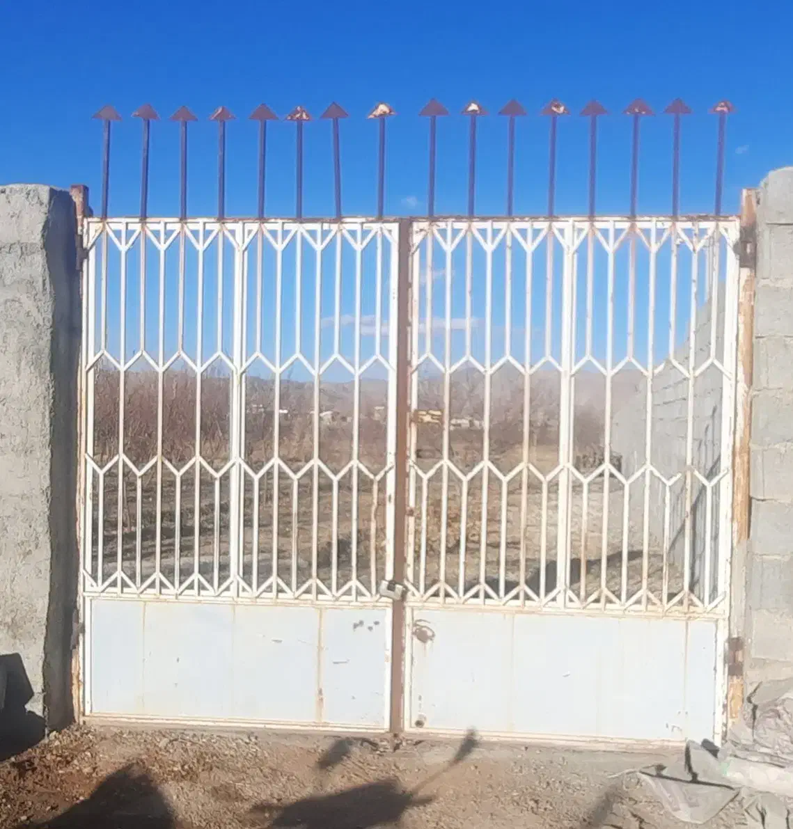 درب آهنی دست دوم|مصالح و تجهیزات ساختمان|آباده, |دیوار