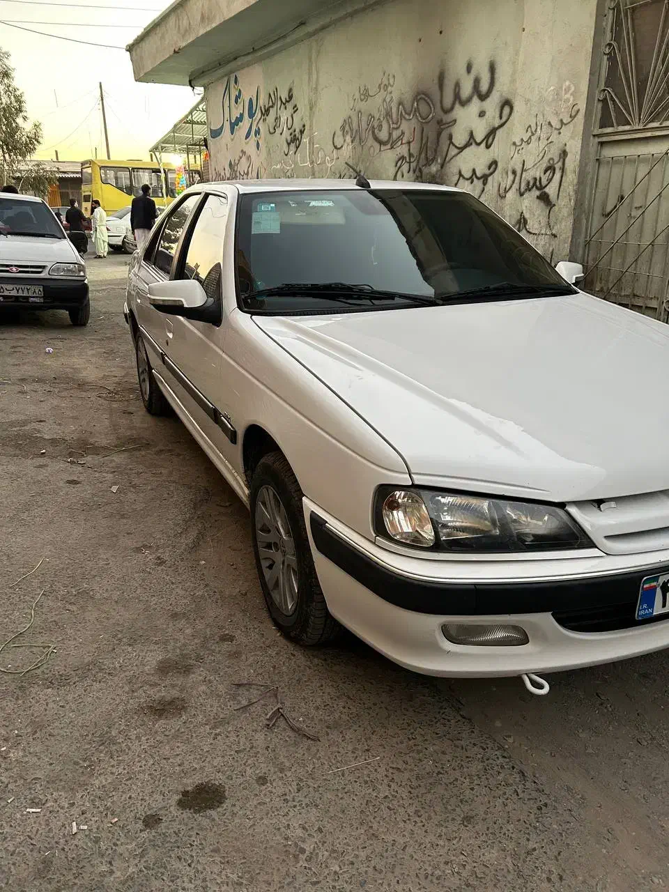 پژو پارس|خودرو سواری و وانت|زاهدان, |دیوار