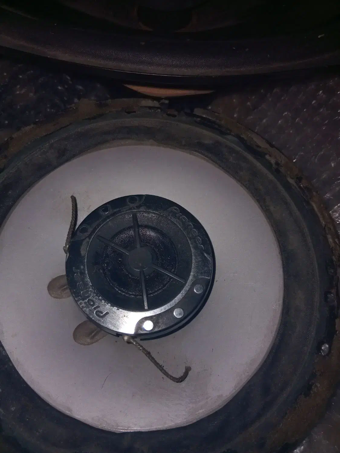 قلیان بلند برنجی قدیمی یه دست شمش سنگین|کلکسیون اشیاء عتیقه|ری, صفاییه (چشمه علی)|دیوار