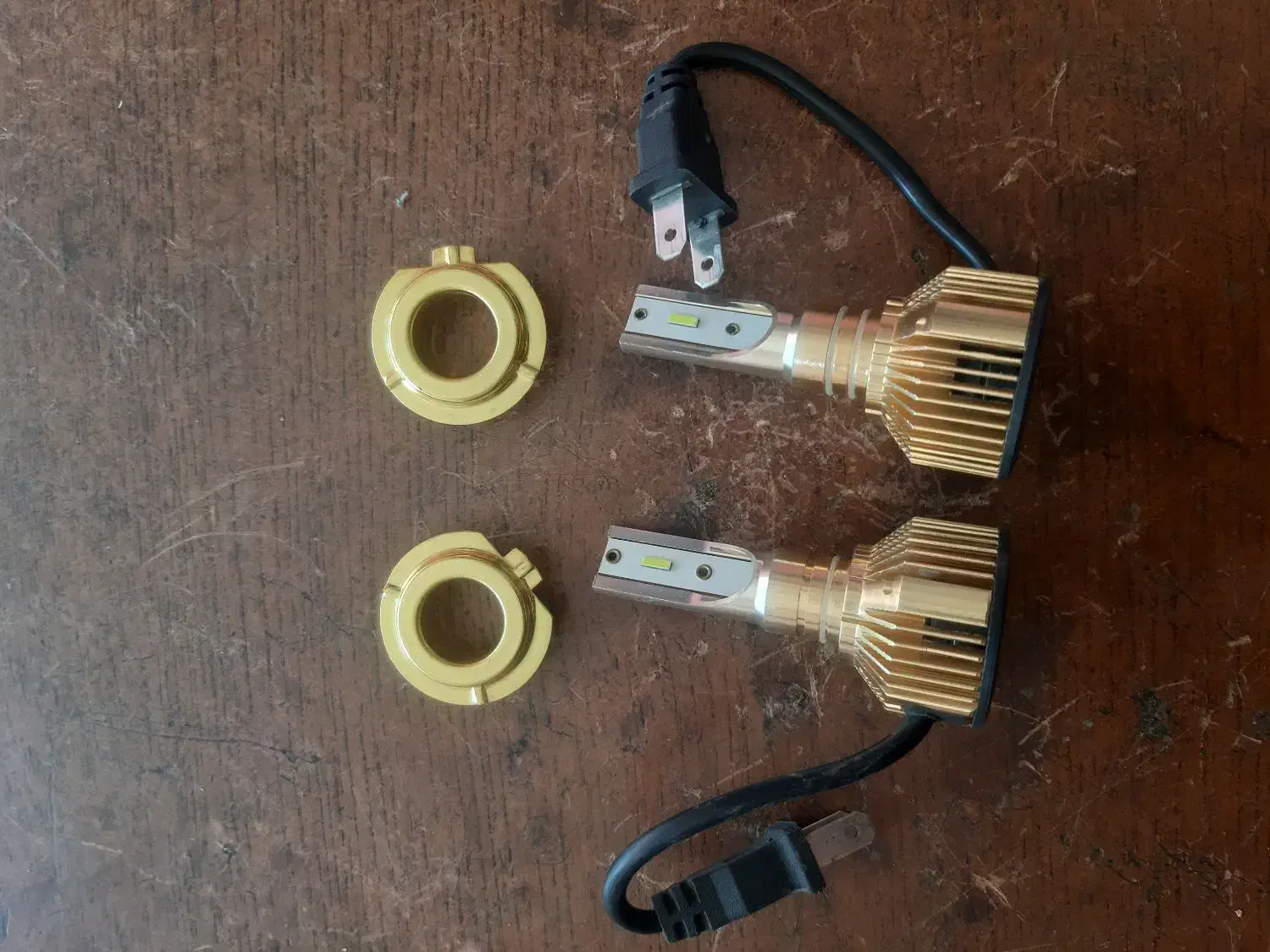 یه جفت لامپ هدلایت نو|قطعات یدکی و لوازم جانبی|ملایر, |دیوار