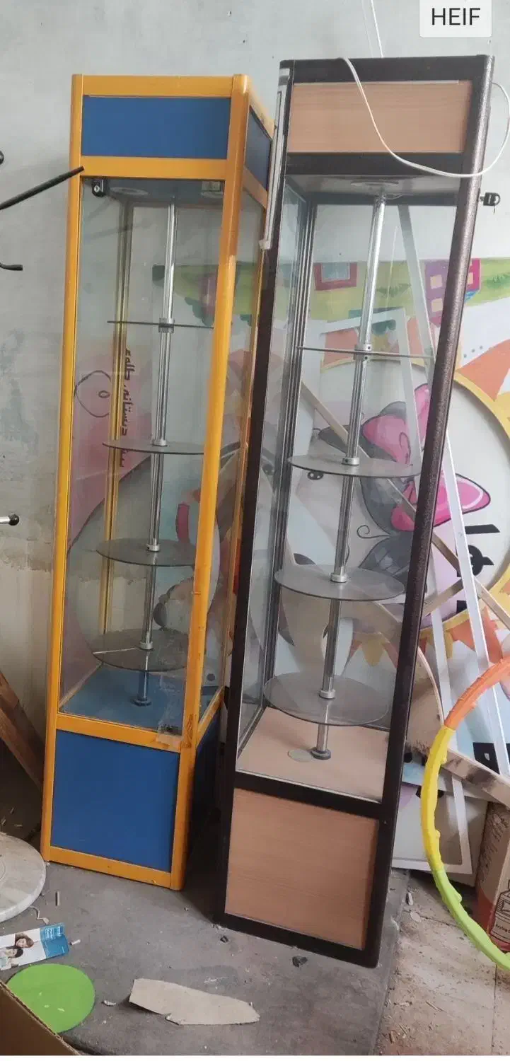 ویترین شیشه ای  به مشتری واقعی تخفیف داده می شود|بوفه، ویترین، کنسول|نی‌ریز, |دیوار