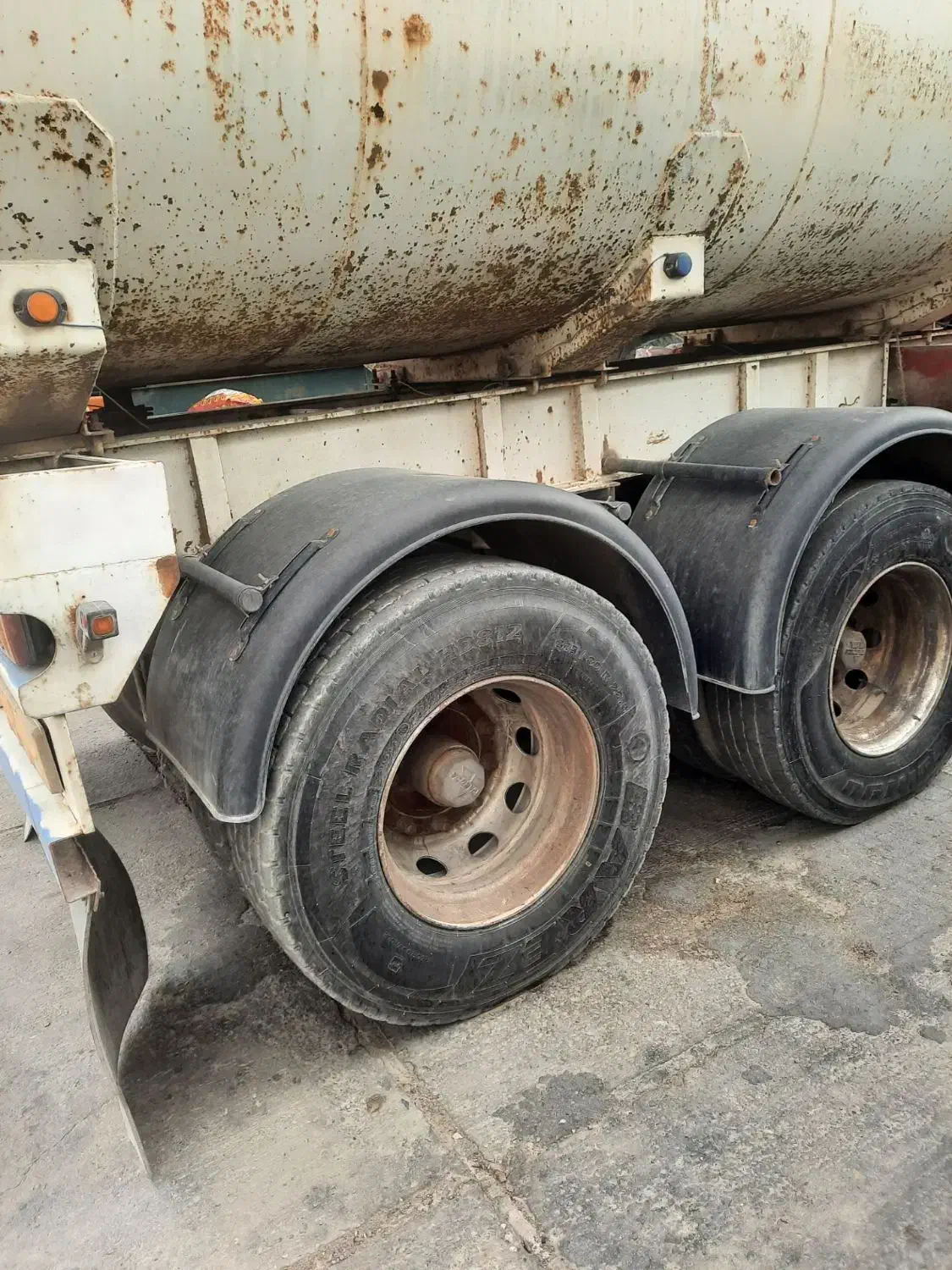 تانکر تریلی|خودرو سنگین|صوفیان, |دیوار