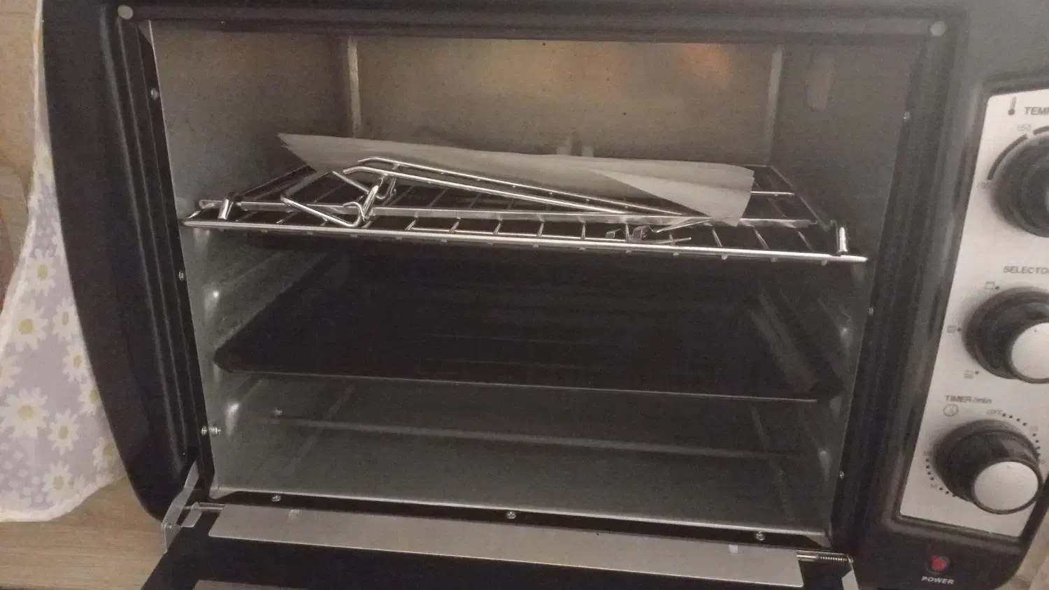 ماکروفر در حد نو و ۳عدد کتاب تست تیزهوشان|اجاق گاز و لوازم برقی پخت‌وپز|مسجد سلیمان, |دیوار