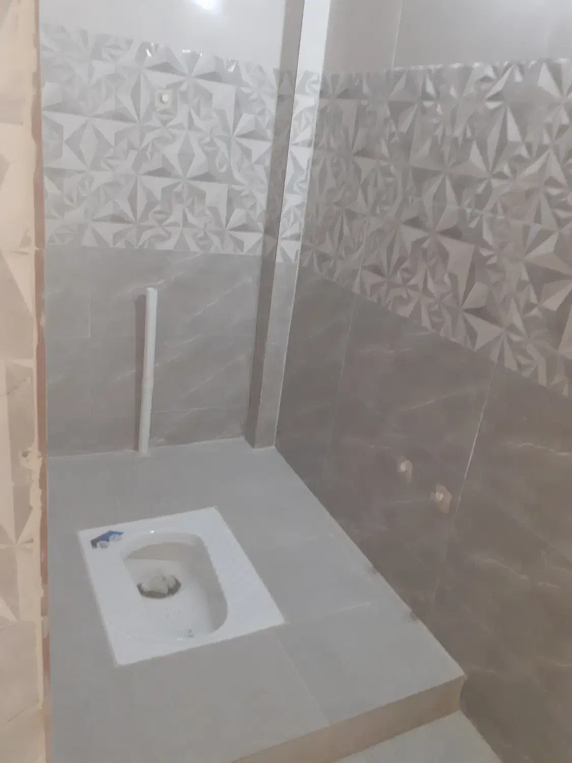 کاشی و سرامیک کاری|خدمات پیشه و مهارت|مراغه, |دیوار