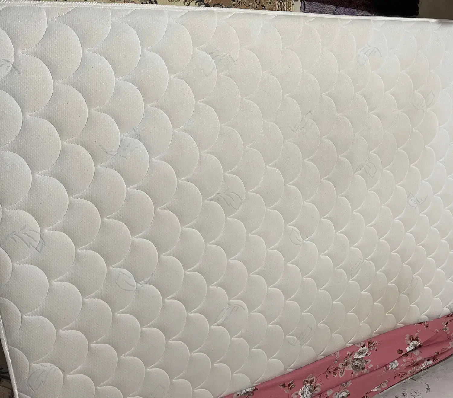 تشک دونفره|تشک تختخواب|نور, |دیوار