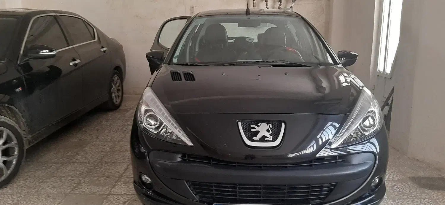 پژو ۲۰۷اتومات مدل ۹۷|خودرو سواری و وانت|شیراز, شهرک گلستان شمالی|دیوار