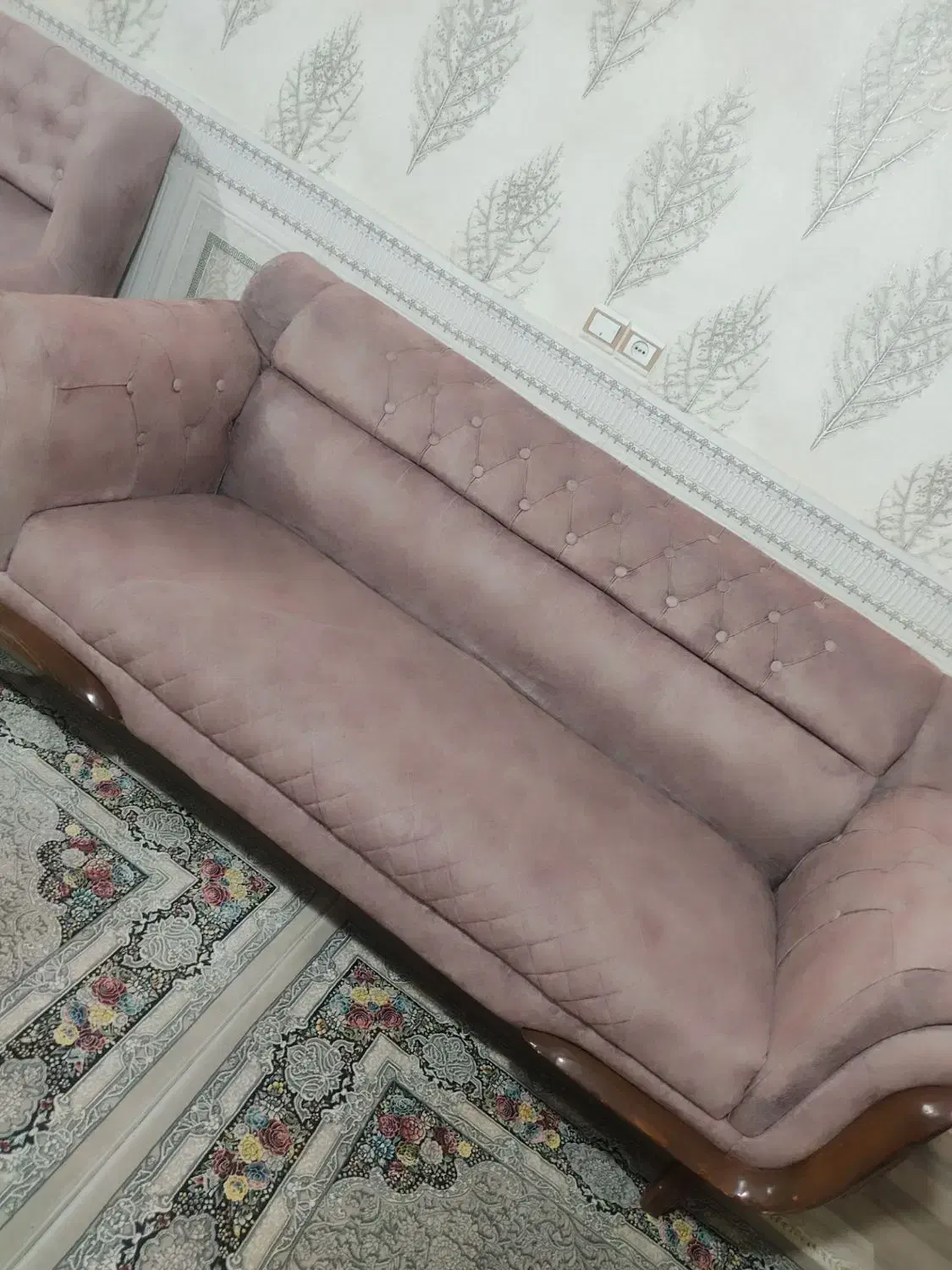 مبل راحتی گل بهی ۷ نفره طرح چستر|مبلمان خانگی و میز عسلی|رباطکریم, الارد|دیوار