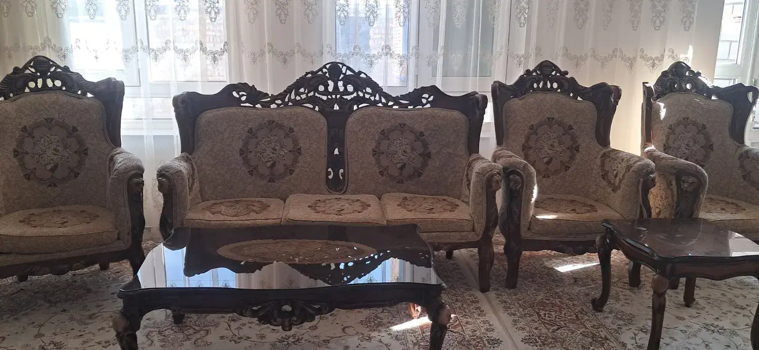 فروش مبل سلطنتی تمام چوب گرجستان|مبلمان خانگی و میز عسلی|جلفا, |دیوار