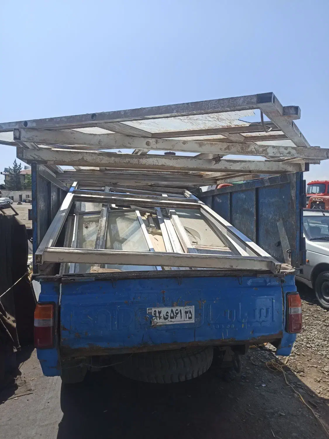 خرید و فروش خریدار درب و پنجره آلمیونی و آهنی|مصالح و تجهیزات ساختمان|تبریز, |دیوار