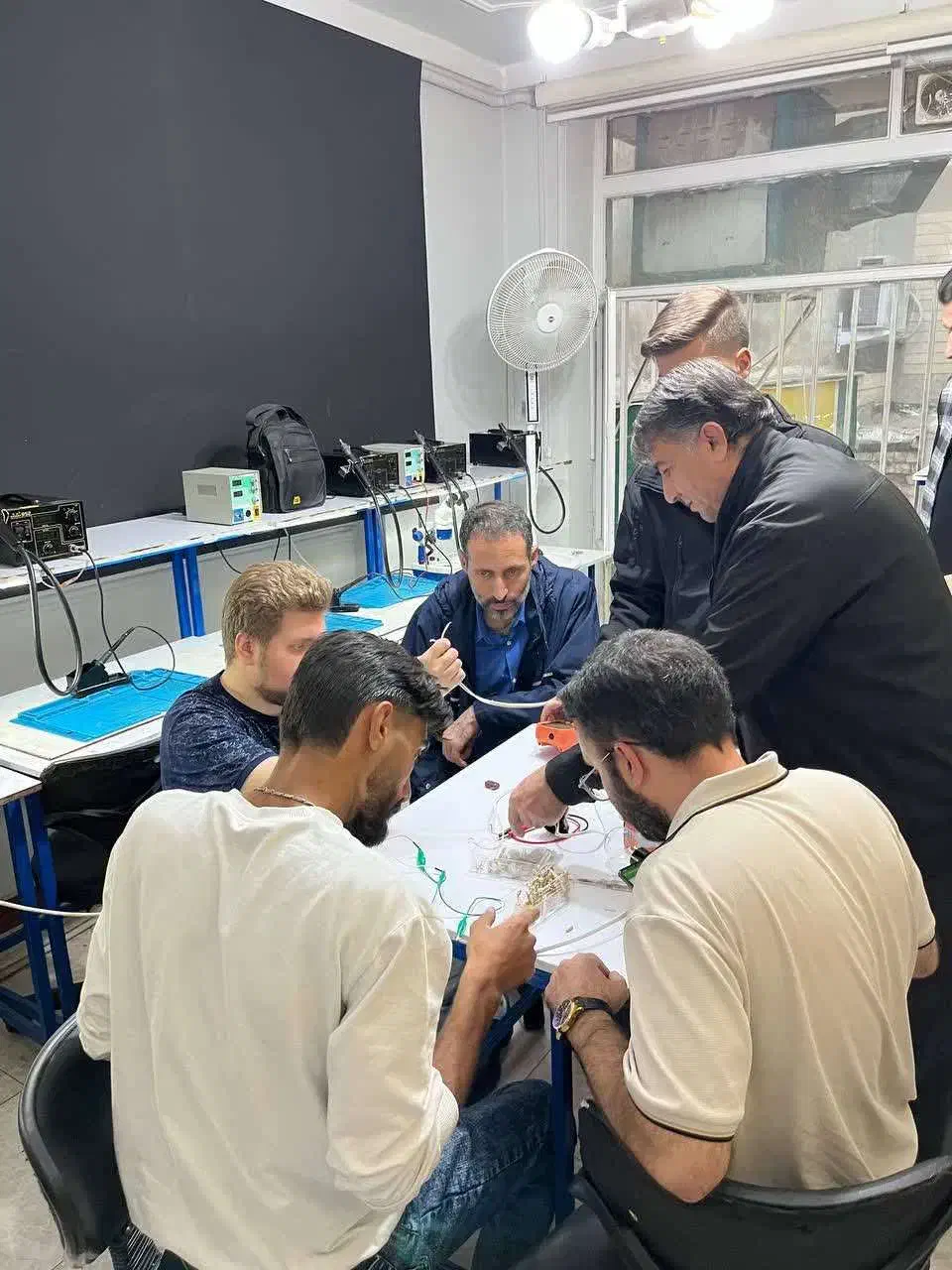 آموزش تعمیرات موبایل ، پکیج ، لوازم خانگی ، برد|خدمات آموزشی|تبریز, |دیوار