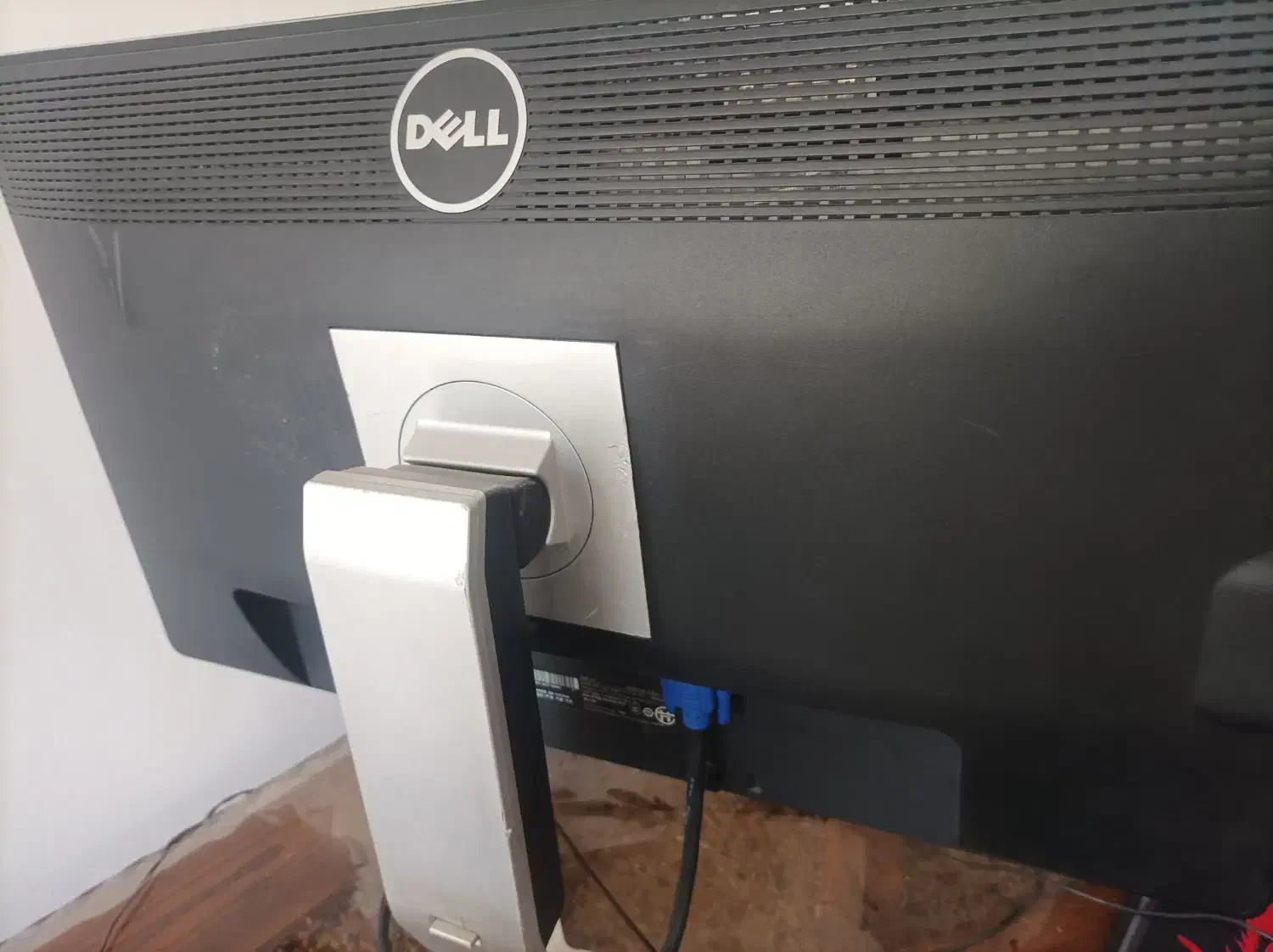 مانیتور کشویی کاملاً سالم 24 اینچ 85 هرتز|قطعات و لوازم جانبی رایانه|ورامین, ورامین|دیوار