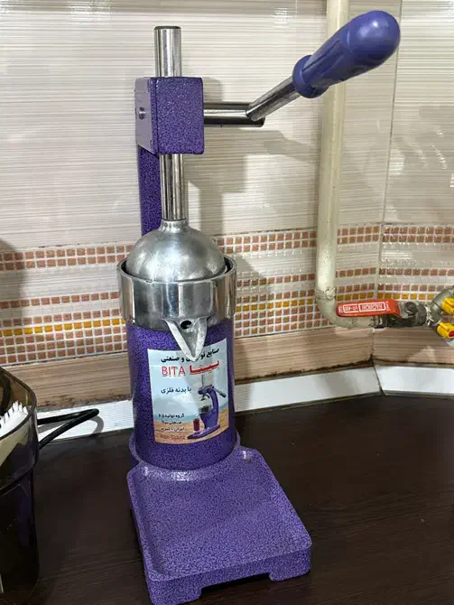 آبمیوه گیر دستی یا سنتی|آبمیوه‌گیر و آب‌مرکبات‌گیر|کامیاران, |دیوار