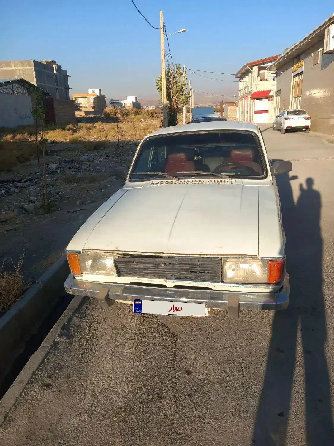 پیکان ۸۳ زیر خاکی و تمیز|خودرو سواری و وانت|بروجرد, |دیوار