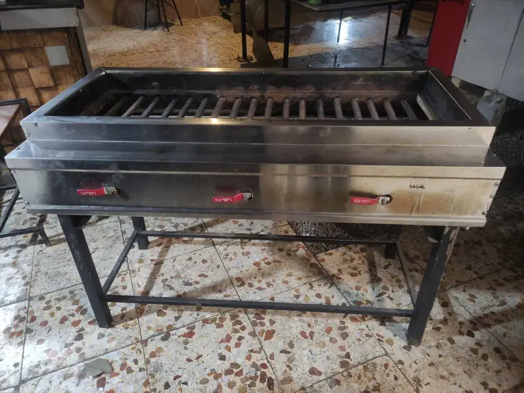 منقل کبابی|کافی‌شاپ و رستوران|شیراز, میرزاکوچک خان|دیوار